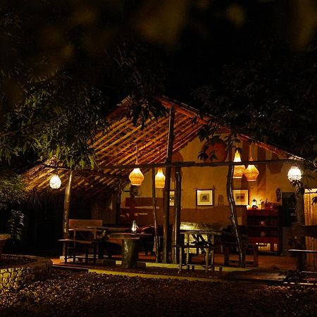 River Glamping By Gaga Bees Udawalawe Ngoại thất bức ảnh