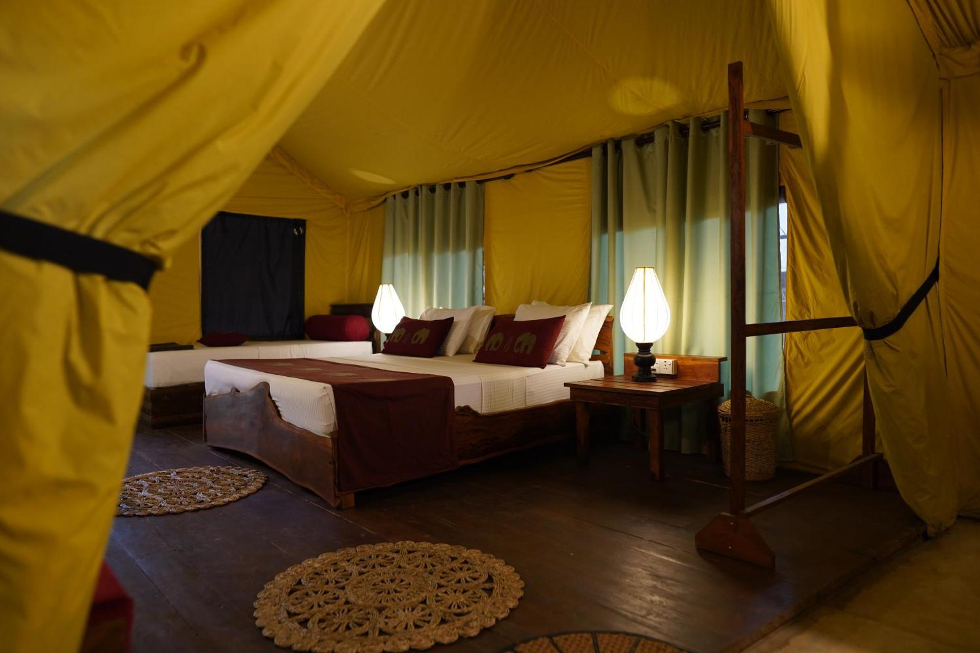 River Glamping By Gaga Bees Udawalawe Ngoại thất bức ảnh