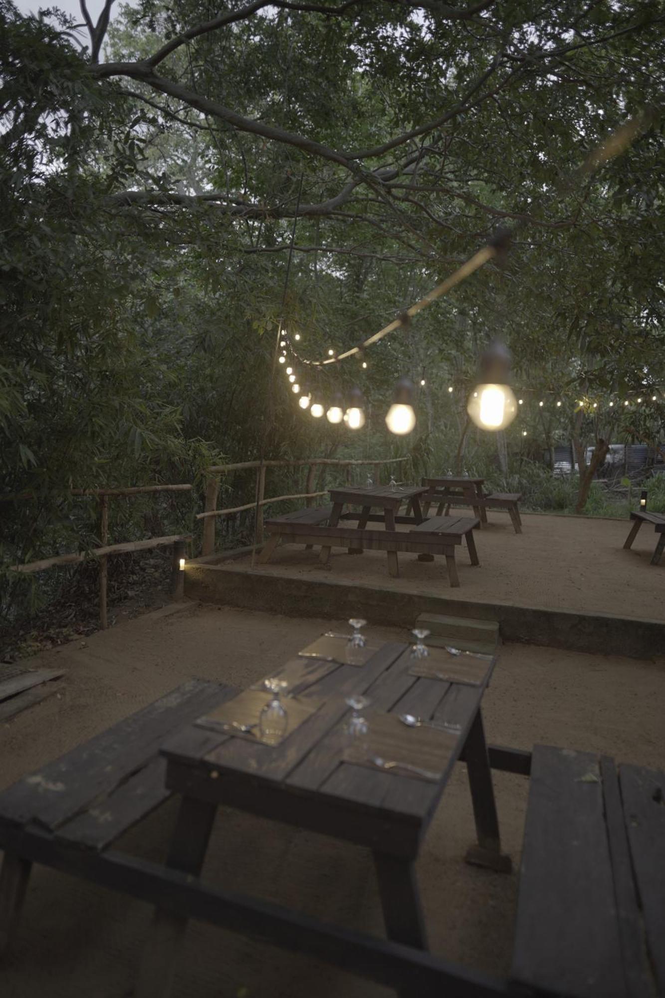 River Glamping By Gaga Bees Udawalawe Ngoại thất bức ảnh