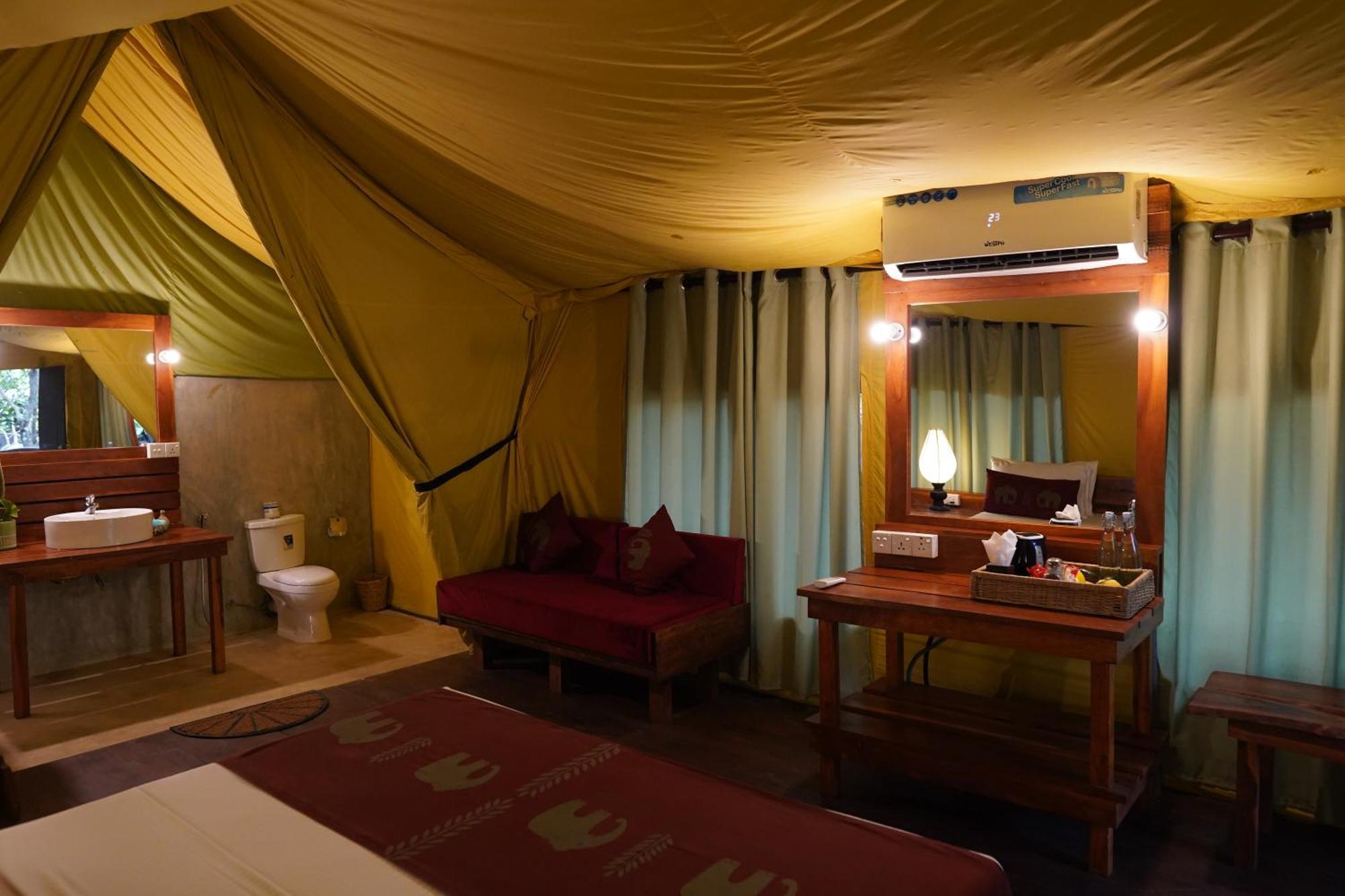 River Glamping By Gaga Bees Udawalawe Ngoại thất bức ảnh