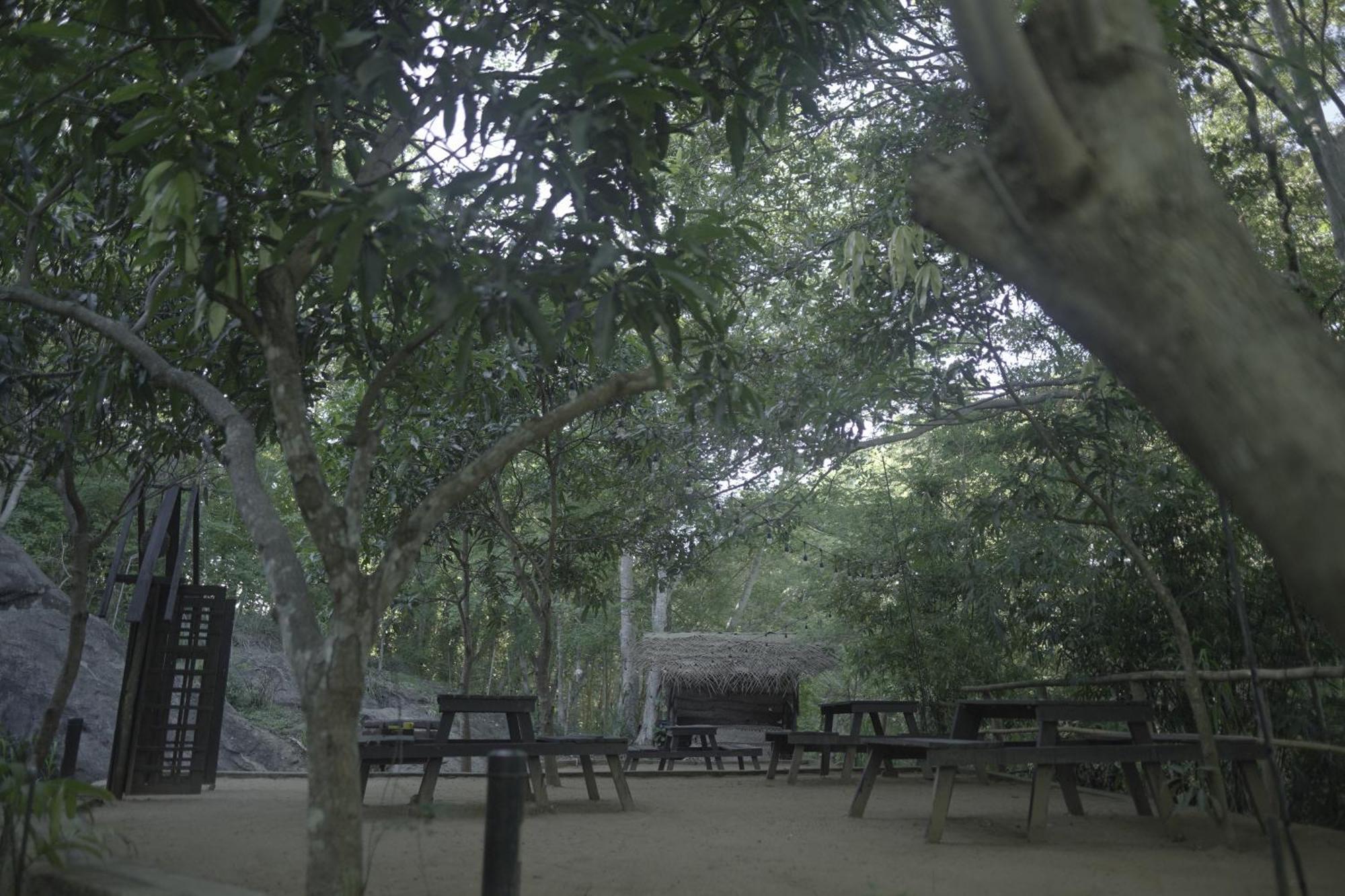 River Glamping By Gaga Bees Udawalawe Ngoại thất bức ảnh