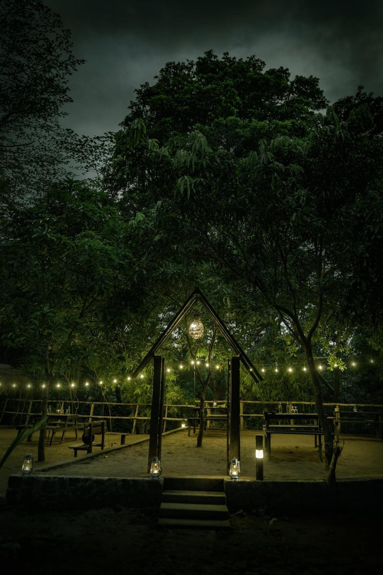 River Glamping By Gaga Bees Udawalawe Ngoại thất bức ảnh