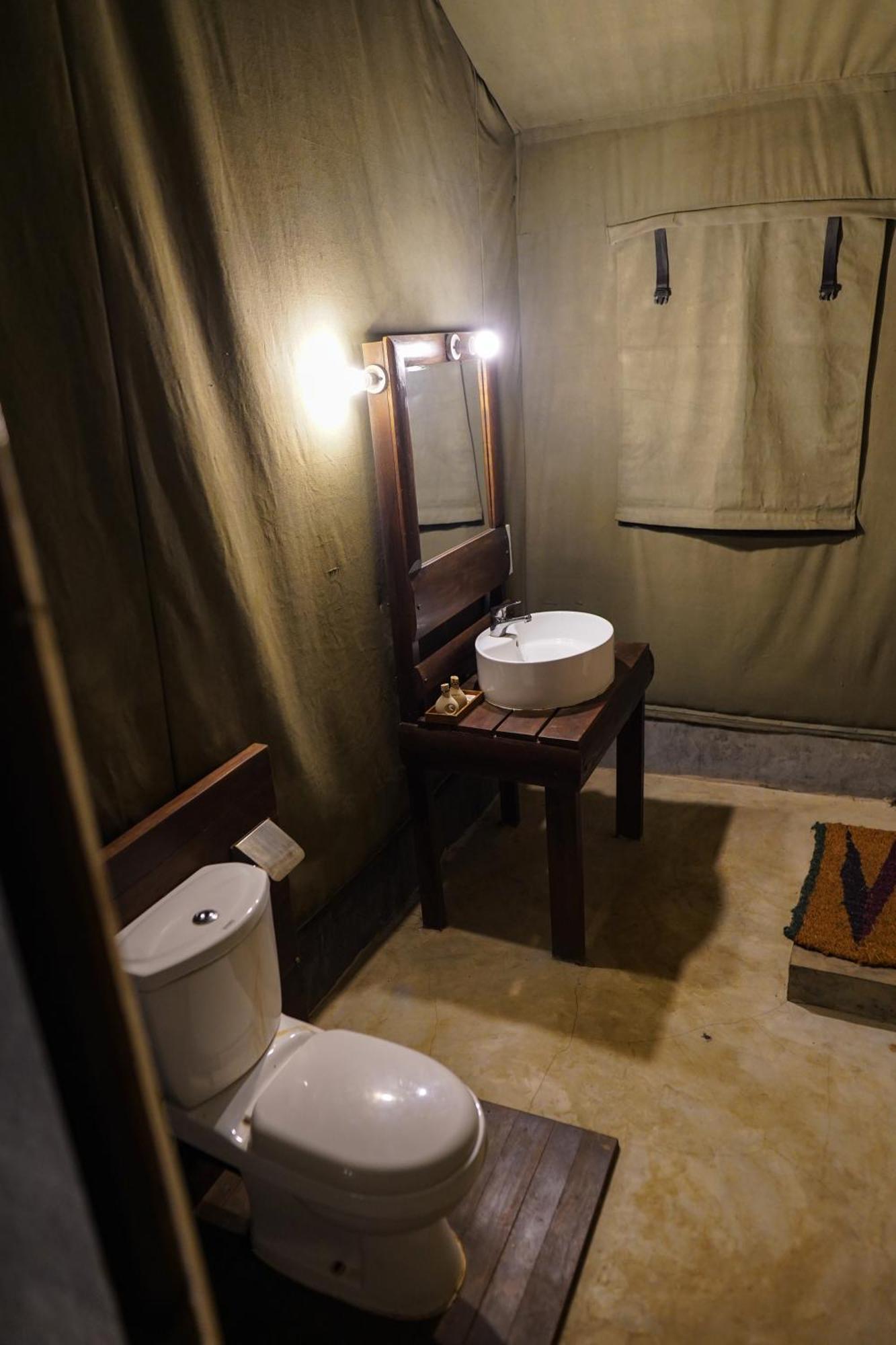 River Glamping By Gaga Bees Udawalawe Ngoại thất bức ảnh