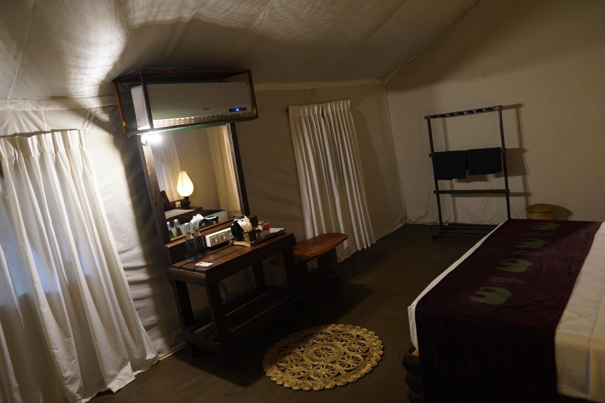 River Glamping By Gaga Bees Udawalawe Ngoại thất bức ảnh